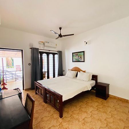 Karma Beach Resort Kovalam Esterno foto