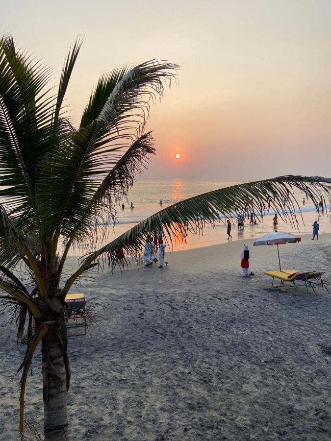Karma Beach Resort Kovalam Esterno foto