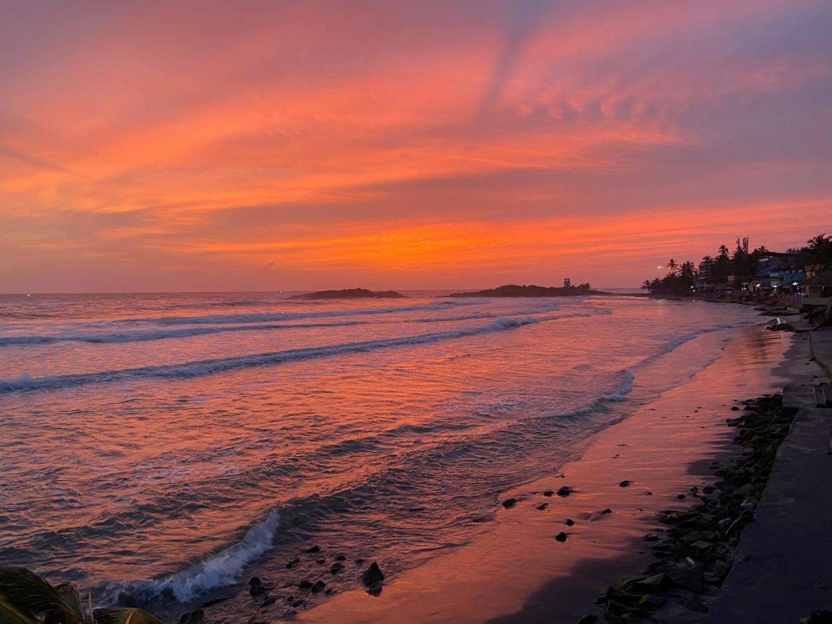 Karma Beach Resort Kovalam Esterno foto