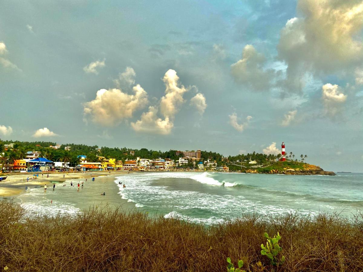 Karma Beach Resort Kovalam Esterno foto