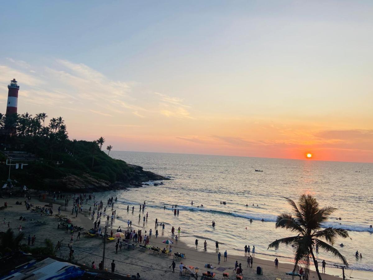 Karma Beach Resort Kovalam Esterno foto